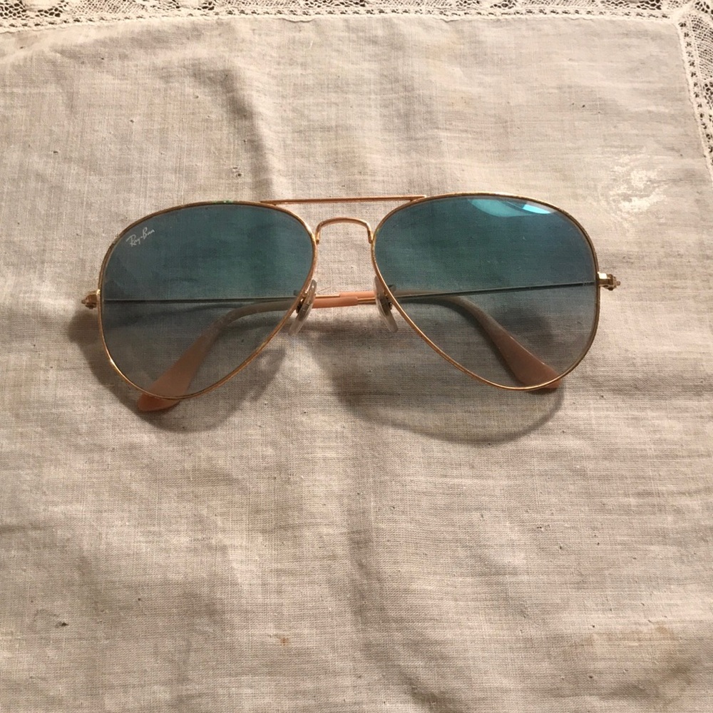 RAY BAN AVIATORS